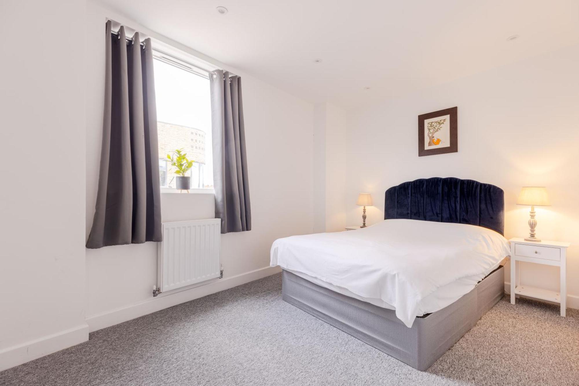 Boutique Vertigo Apartment Central Kingston/London 泰晤士河畔京士顿 外观 照片